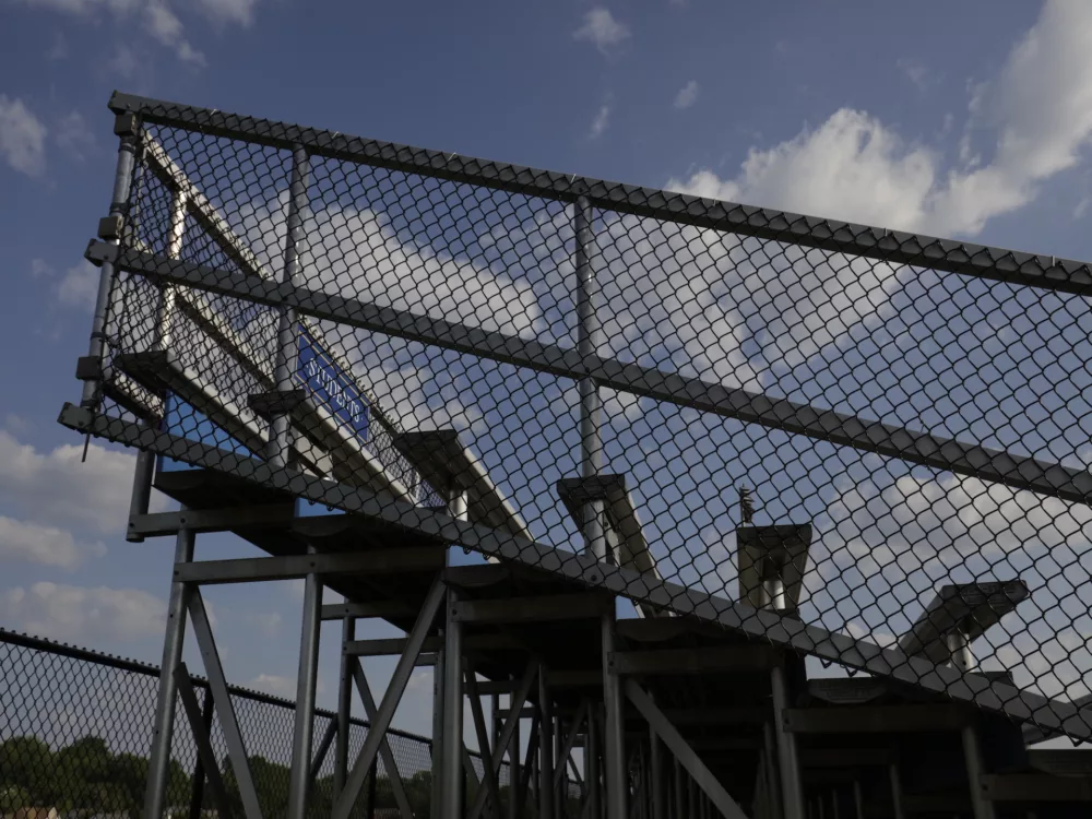 A side view of the aluminum deck railing and seat concepts provided by Dant Clayton.